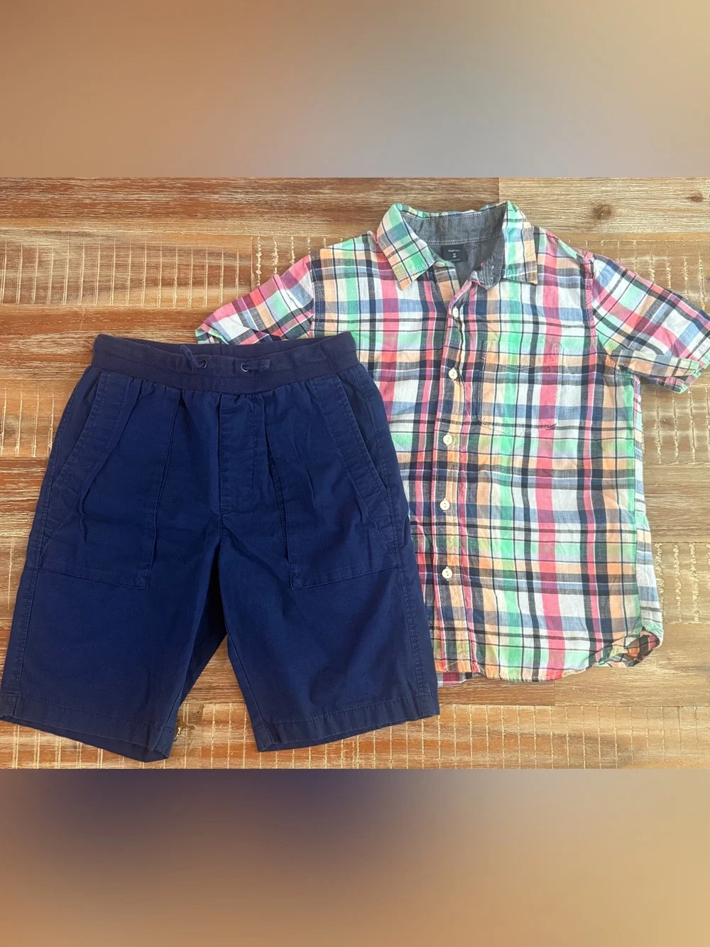 Gap Kids Boys button up shirt and Shorts outfit set size M